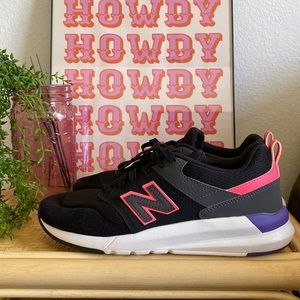 New Balance 009 sneakers